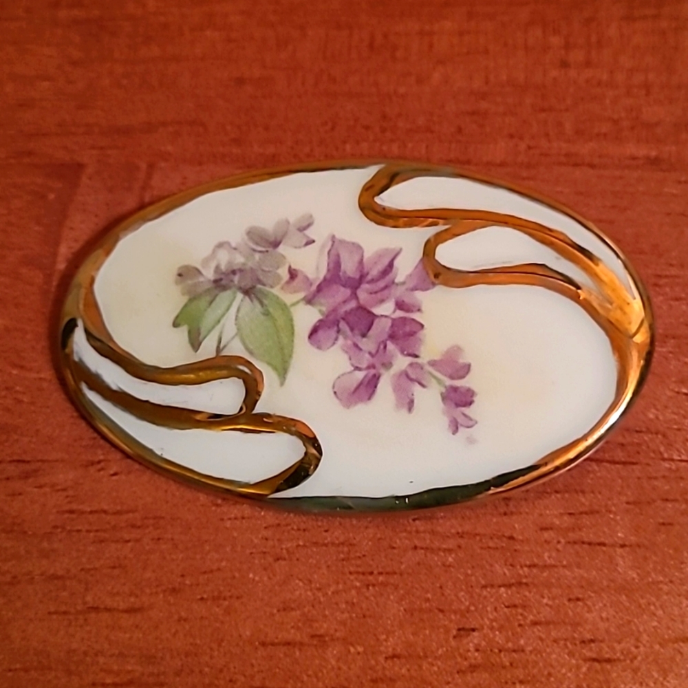 Vintage Oval Purple Violets Brooch Pin Porcelain with Hand Painted Gold Trim